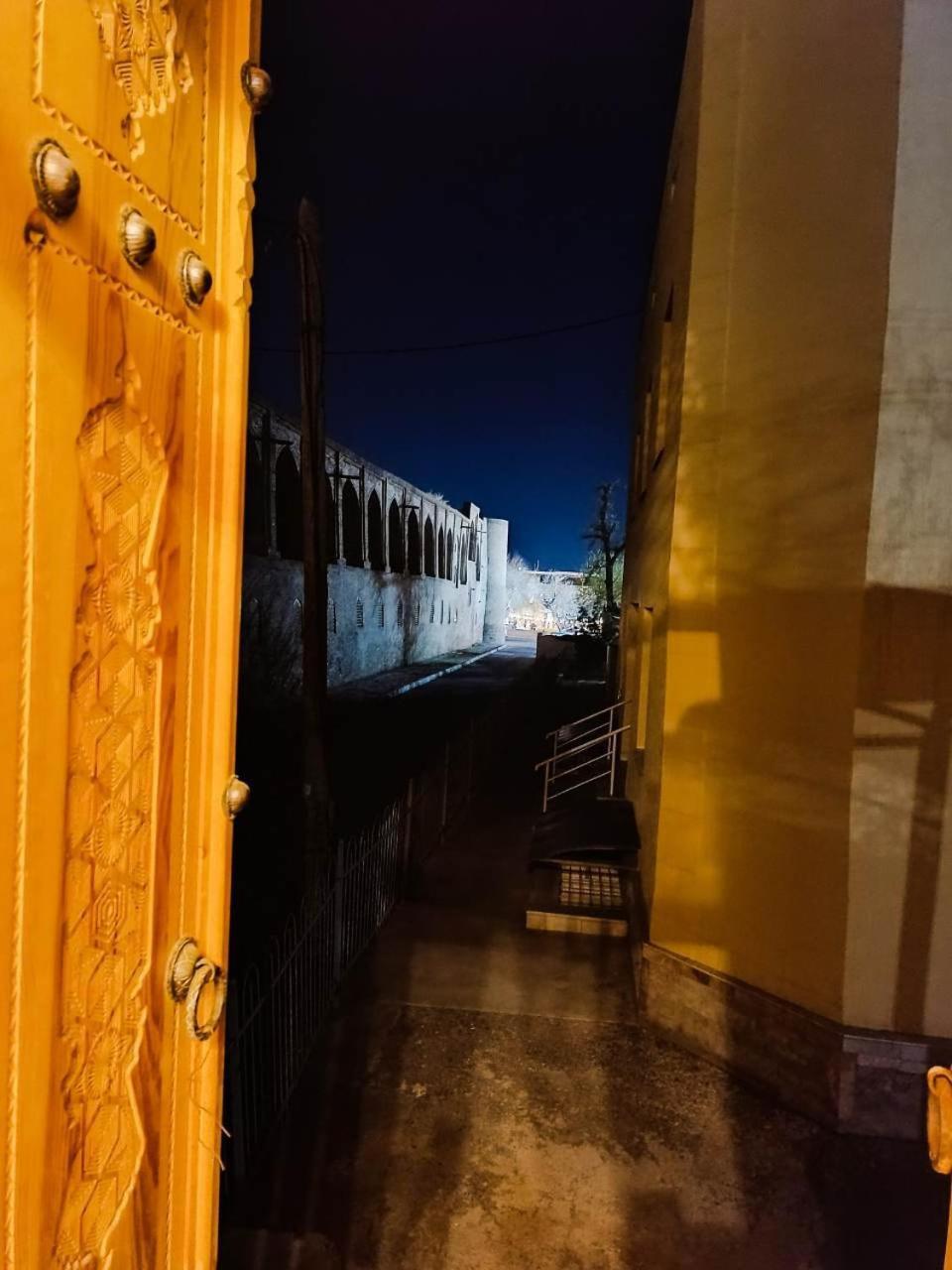 Meros Hotel Bukhara Eksteriør bilde