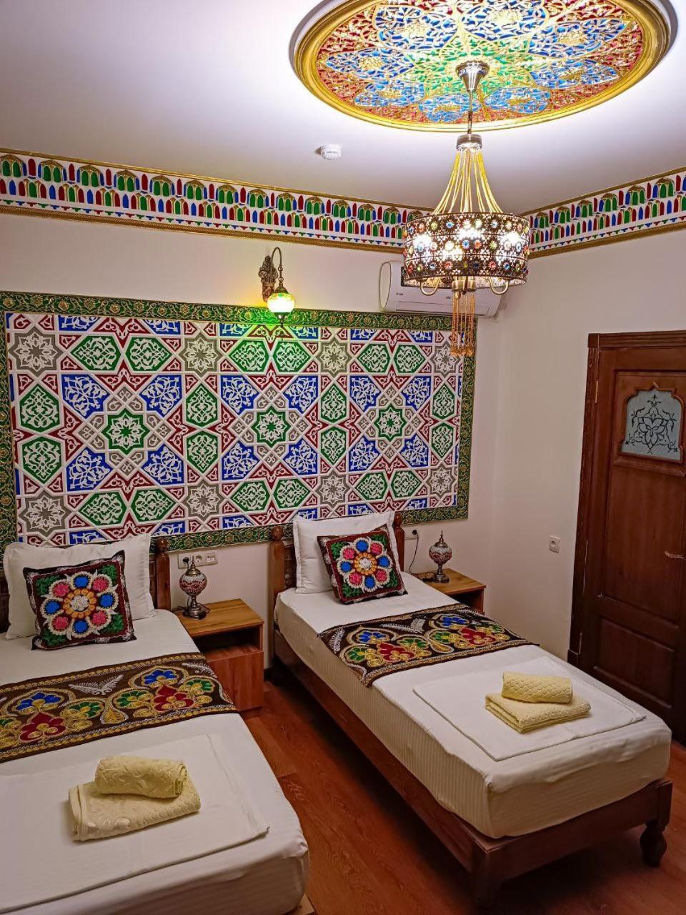 Meros Hotel Bukhara Eksteriør bilde