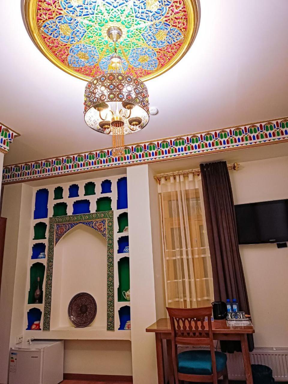Meros Hotel Bukhara Eksteriør bilde